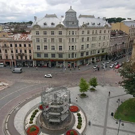 Svobodi 6-8 Apartment